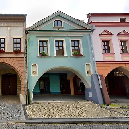 度假居 Dum Na Hradbach